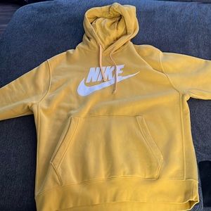 Nike Large men’s hoodie